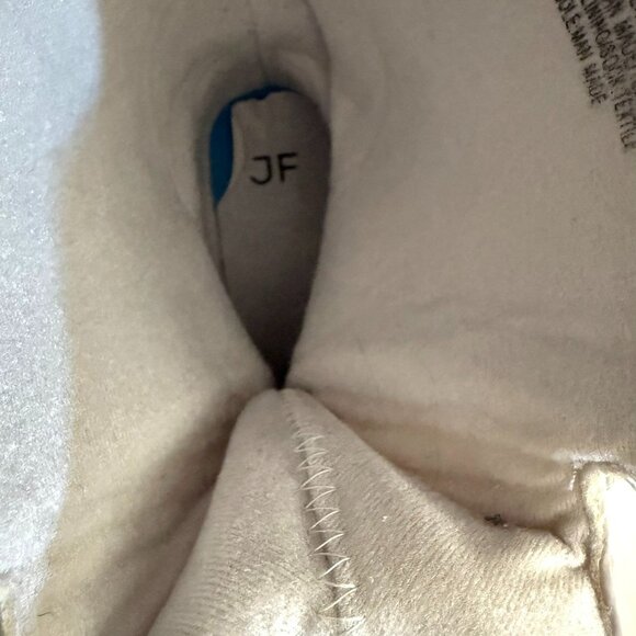 JustFab Marley Winter Boots Size 8 Lace Up Light Gray Faux Fur Trim - Picture 15 of 16